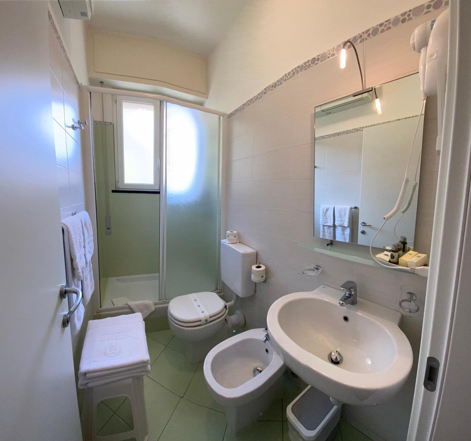 Hotel Miriam Sestri Levante Exterior photo